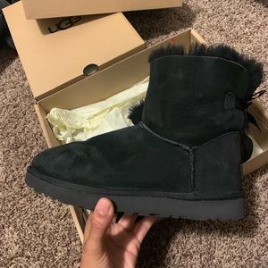 Black Bailey Bow Uggs